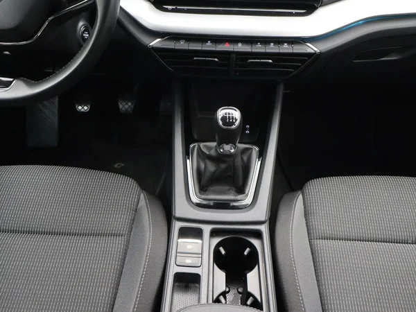 SKODA Octavia Combi (2022) — foto 16 van 29