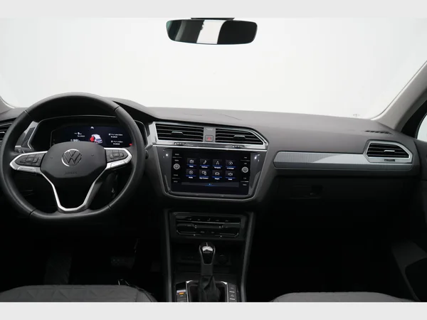 VOLKSWAGEN Tiguan eHybrid (PHEV) (2024) — foto 30 van 30