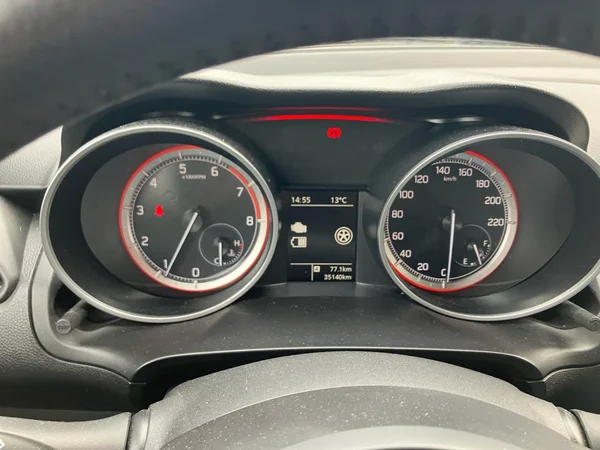 SUZUKI Swift (2020) — foto 11 van 25