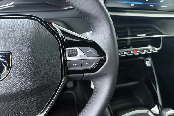 Peugeot 2008 (2025) — foto 7 van 16
