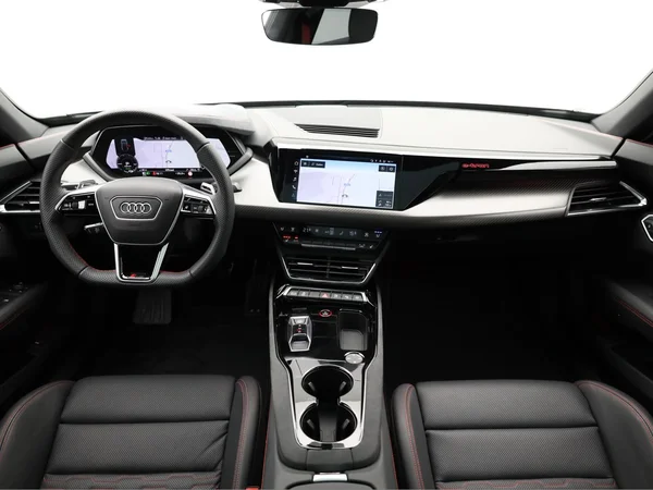 AUDI RS e-tron GT (2021) — foto 30 van 31