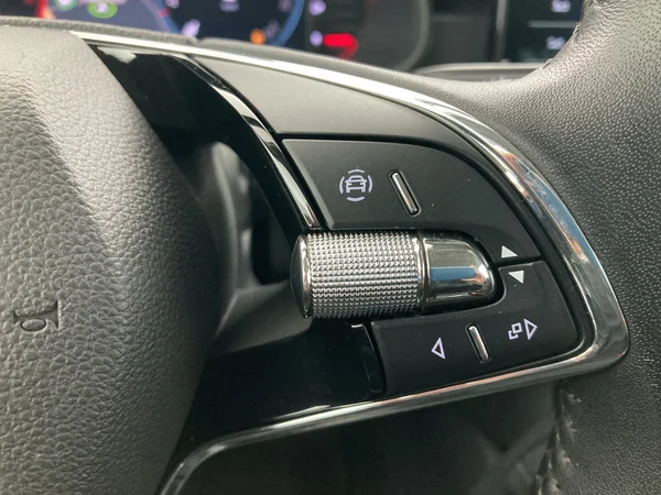 SKODA Kamiq (2023) — foto 18 van 36