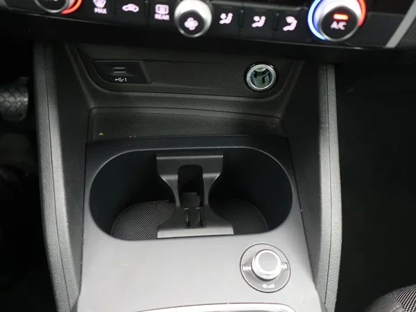 AUDI Q2 (2022) — foto 14 van 26