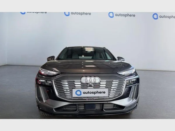 AUDI Q6 e-tron (2026) — foto 12 van 21