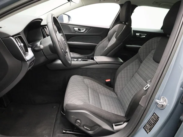 Volvo V60 (2022) — foto 3 van 41