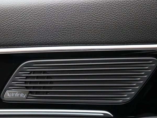 BYD SEAL U (2025) — foto 25 van 34