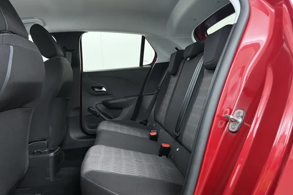 Opel Corsa (2024) — foto 30 van 31
