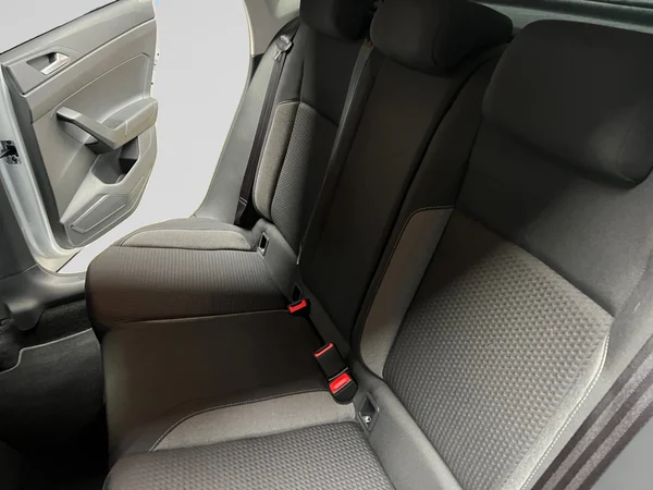 VOLKSWAGEN Polo (2023) — foto 10 van 23