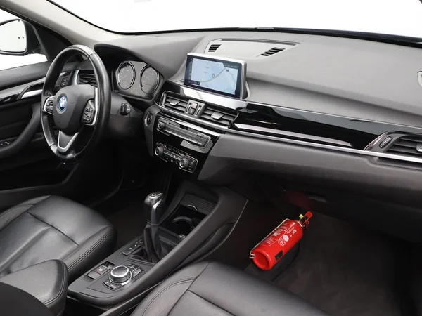 BMW X1 PHEV (F48 LCI) (2022) — foto 22 van 28
