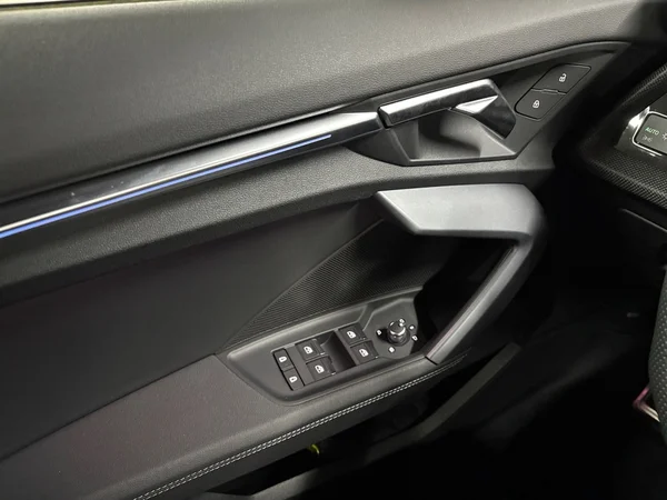 AUDI A3 Alltstreet (2025) — foto 19 van 21