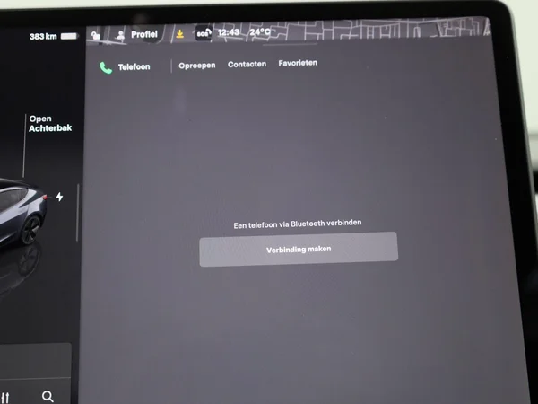 Tesla Model 3 (2022) — foto 13 van 47