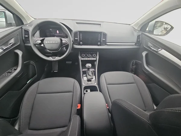 SKODA Karoq (2025) — foto 15 van 28