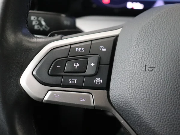VOLKSWAGEN Golf Variant (2022) — foto 9 van 29