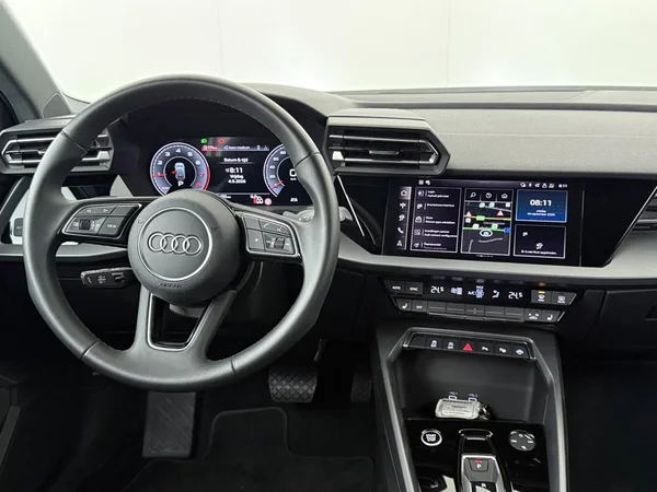 AUDI A3 Sportback (2025) — foto 14 van 18