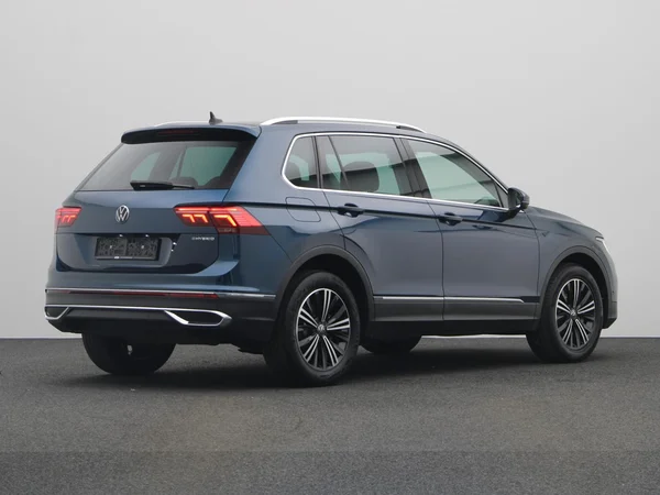 VOLKSWAGEN Tiguan eHybrid (PHEV) (2021) — foto 12 van 21
