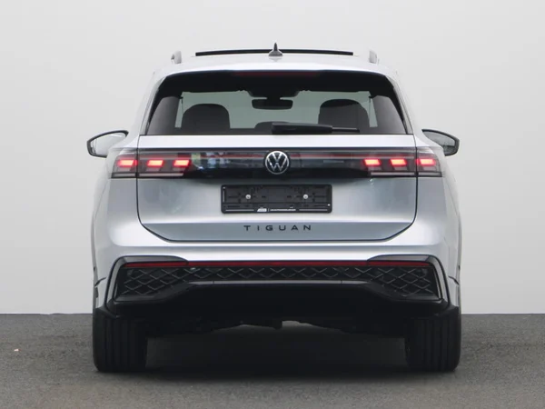VOLKSWAGEN Tiguan (2025) — foto 22 van 24