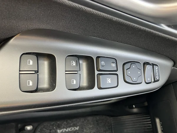 HYUNDAI Kona (2019) — foto 7 van 24