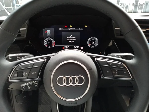 AUDI A3 Sportback (2023) — foto 7 van 22