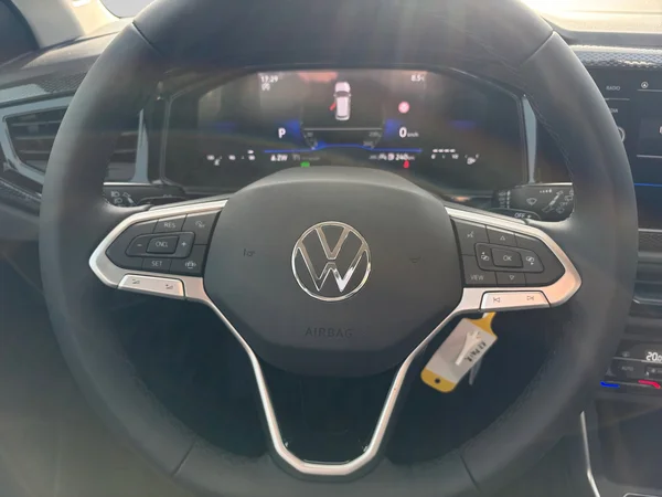 VOLKSWAGEN Polo (2026) — foto 4 van 9