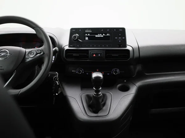 Opel Combo Life (2022) — foto 36 van 36