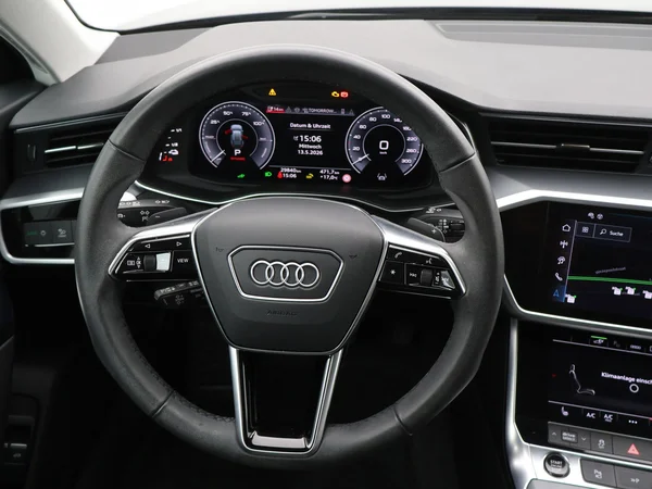 AUDI A6 Avant PHEV (2025) — foto 15 van 27