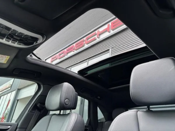 PORSCHE Macan S (2023) — foto 25 van 31