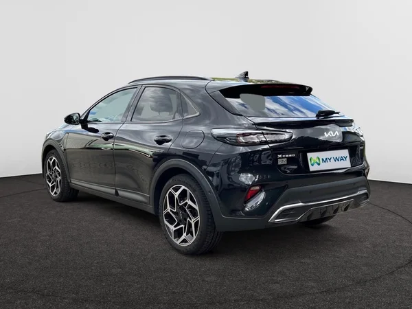 KIA XCeed (2024) — foto 2 van 30