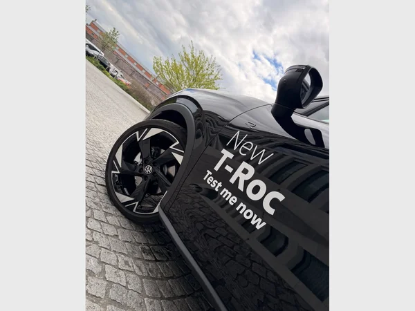 VOLKSWAGEN T-Roc (2025) — foto 2 van 3