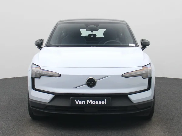 Volvo EX30 (2024) — foto 23 van 43