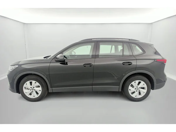 VOLKSWAGEN Tiguan (2025) — foto 34 van 36