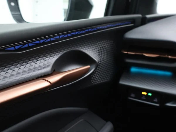 CUPRA Raval (2026) — foto 9 van 26