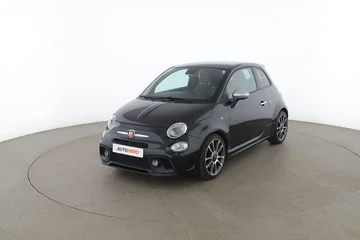 Abarth 595 d51ff0cf-7a7a-4769-a1dc-240b7658de7a