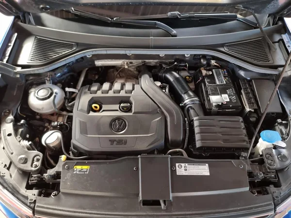 VOLKSWAGEN T-Roc (2019) — foto 15 van 23
