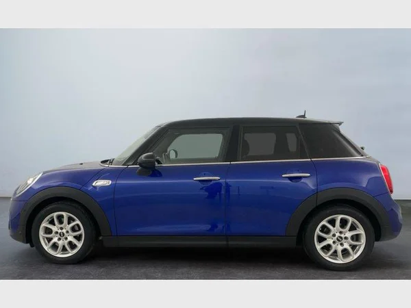 MINI Mini 5 Doors (2018) — foto 20 van 25