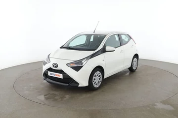 Toyota Aygo 0b24f0d6-4db2-407c-8975-a098e63221ba