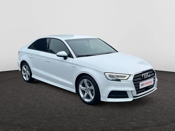 AUDI A3 Sedan Dsl (2019) — foto 7 van 18