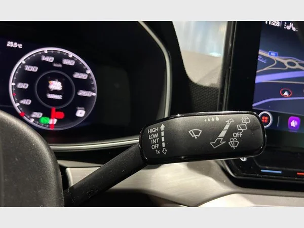 Seat Leon (2023) — foto 17 van 29