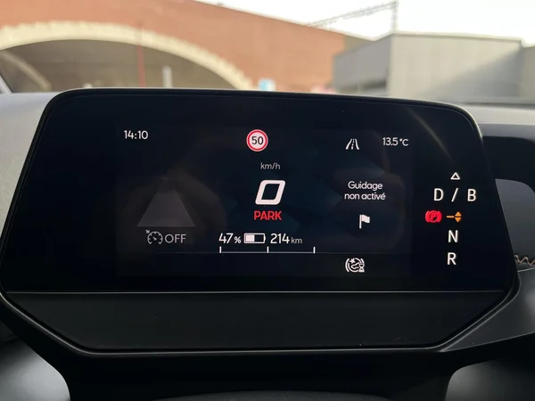 CUPRA Born (2024) — foto 20 van 30