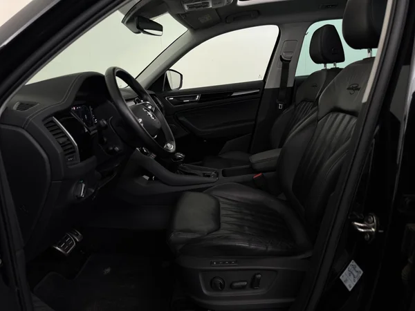 SKODA Kodiaq (2022) — foto 2 van 33