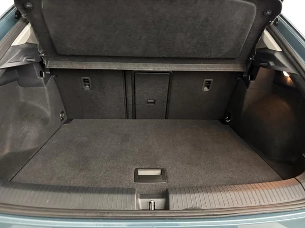 VOLKSWAGEN T-Roc (2022) — foto 6 van 33
