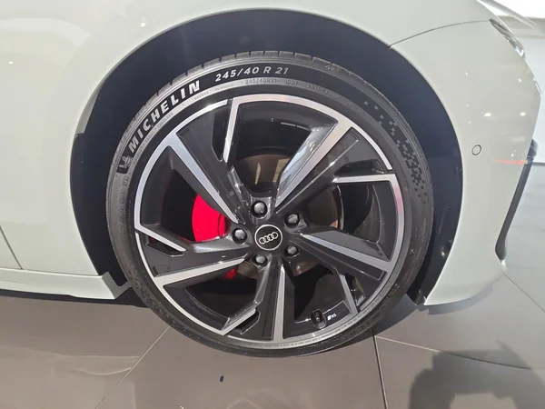 AUDI A6 Avant e-tron (2026) — foto 8 van 24