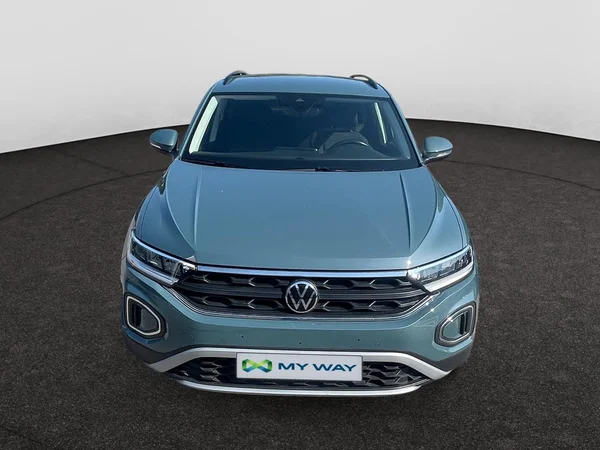 VOLKSWAGEN T-Roc (2022) — foto 18 van 19