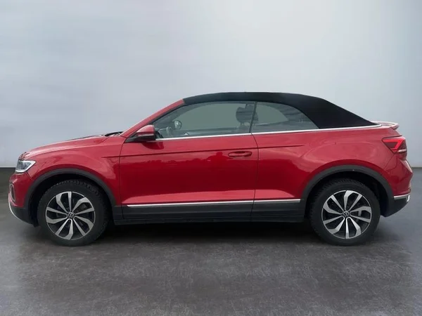 VOLKSWAGEN T-Roc Cabriolet (2023) — foto 26 van 31