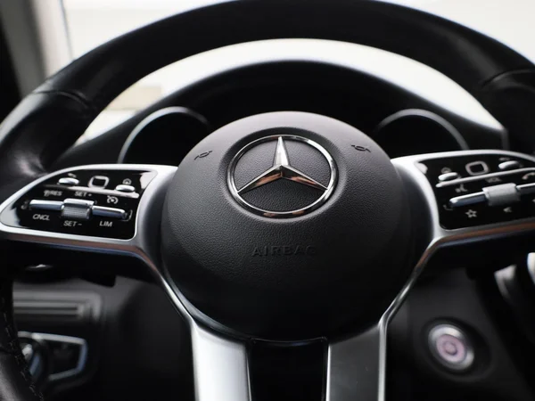 Mercedes-Benz GLC (2021) — foto 22 van 44