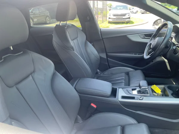 AUDI A5 Sportback (2023) — foto 6 van 21