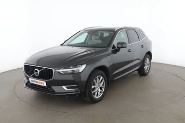 Volvo XC60 ca924baa-961a-4af9-9550-83c4c590df9e