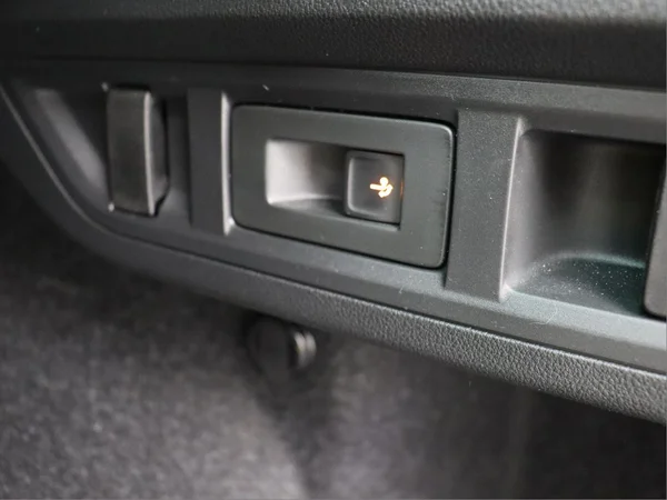SKODA Octavia Combi PHEV (2024) — foto 15 van 15