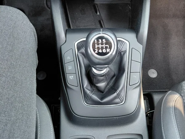 Ford Focus (2020) — foto 7 van 24