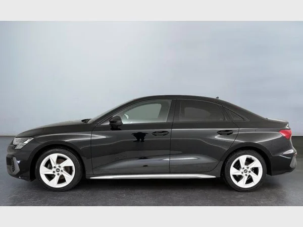 AUDI A3 Sedan (2022) — foto 31 van 33