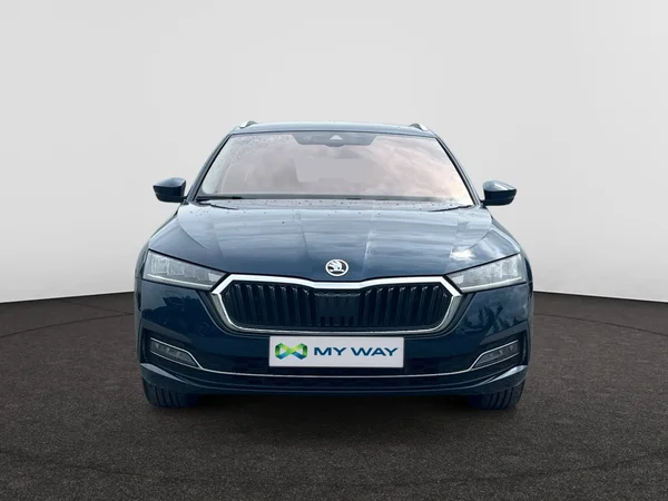 SKODA Octavia Combi (2023) — foto 14 van 18